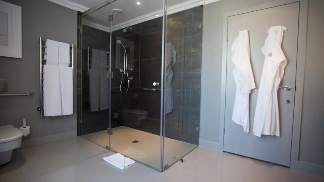 *****  Queen Victoria Hotel By Newmark Cape Town South Africa